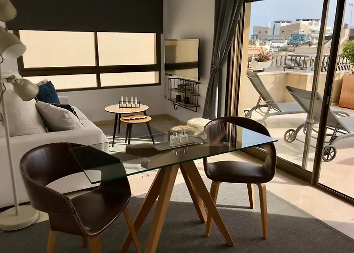 Polo 7b Apartment *